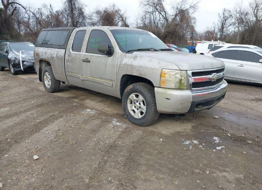 2007 Chevrolet Silverado 1500 LT1 (VIN 1GCEK19077E596892) main photo