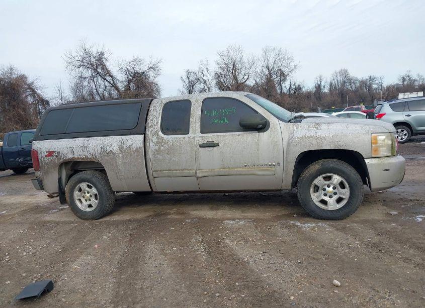 Photo 13 of 2007 Chevrolet Silverado 1500 LT1 (VIN 1GCEK19077E596892)