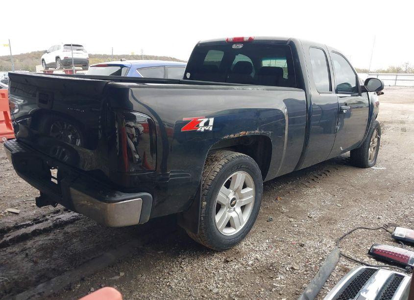 Photo 4 of 2008 Chevrolet Silverado 1500 LT1 (VIN 1GCEK19078Z274795)