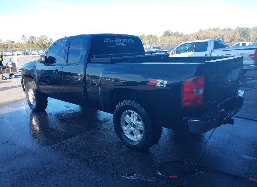 Photo 3 of 2007 Chevrolet Silverado 1500 LTZ (VIN 1GCEK190X7Z519491)
