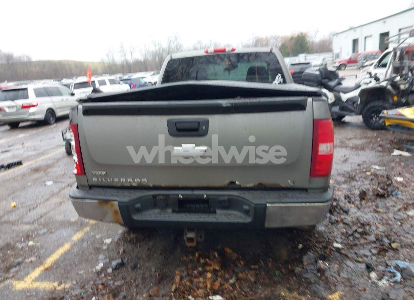 Photo 16 of 2007 Chevrolet Silverado 1500 LT2 (VIN 1GCEK190X7Z599455)