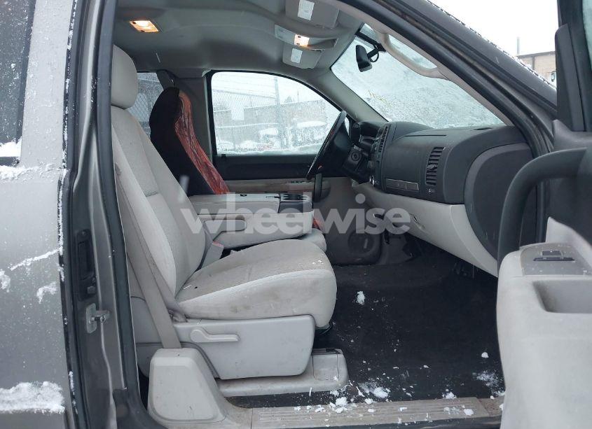 Photo 5 of 2007 Chevrolet Silverado 1500 LT1 (VIN 1GCEK190X7Z608395)