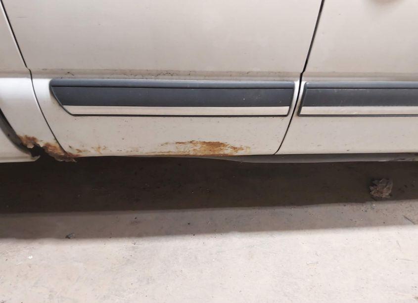 Photo 18 of 2005 Chevrolet Silverado 1500 (VIN 1GCEK19B05E105707)