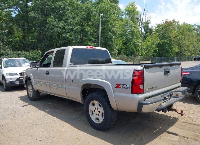 Photo 3 of 2006 Chevrolet Silverado 1500 LT1 (VIN 1GCEK19B06E110732)