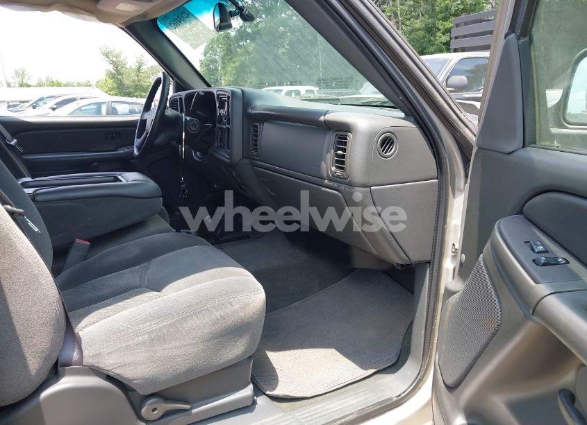 Photo 5 of 2006 Chevrolet Silverado 1500 LT1 (VIN 1GCEK19B06E110732)