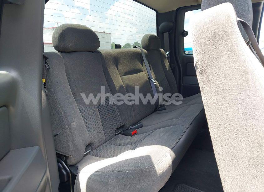 Photo 8 of 2006 Chevrolet Silverado 1500 LT1 (VIN 1GCEK19B06E110732)