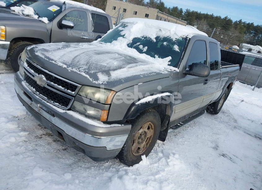 Photo 2 of 2007 Chevrolet Silverado 1500 CLASSIC LS/LT1/LT2/LT3/WORK TRUCK (VIN 1GCEK19B07Z110496)
