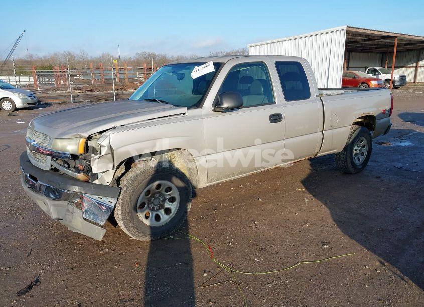 Photo 2 of 2005 Chevrolet Silverado 1500 WORK TRUCK (VIN 1GCEK19B15E251162)