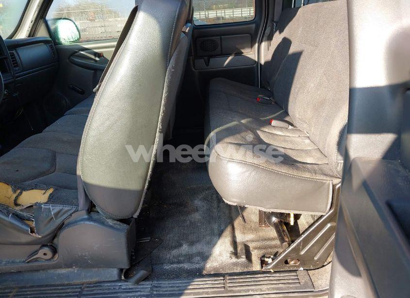 Photo 8 of 2005 Chevrolet Silverado 1500 WORK TRUCK (VIN 1GCEK19B15E251162)