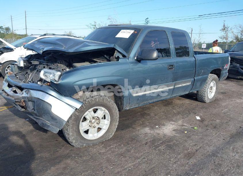 Photo 2 of 2006 Chevrolet Silverado 1500 LT1 (VIN 1GCEK19B16Z201646)