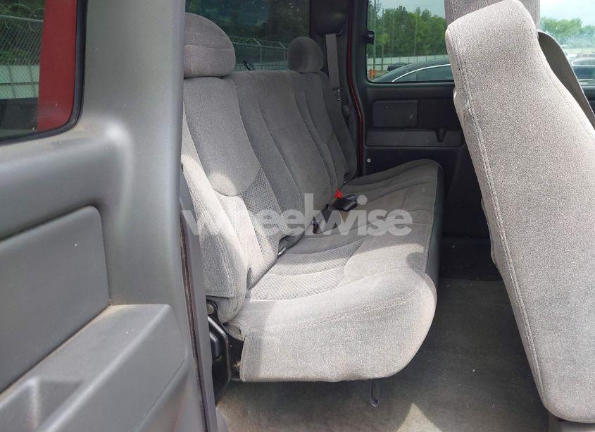 Photo 8 of 2005 Chevrolet Silverado 1500 Z71 (VIN 1GCEK19B25E216128)