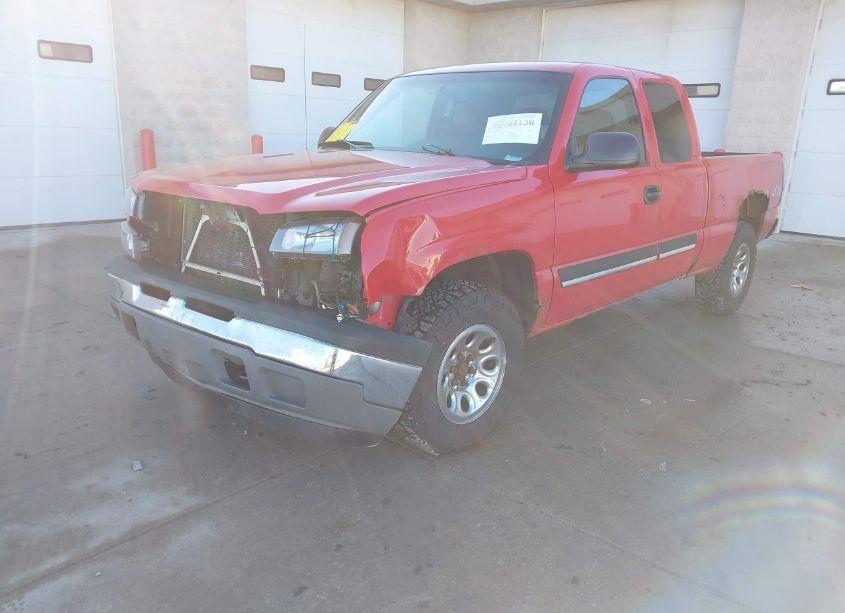 Photo 2 of 2005 Chevrolet Silverado 1500 LS (VIN 1GCEK19B35E107967)