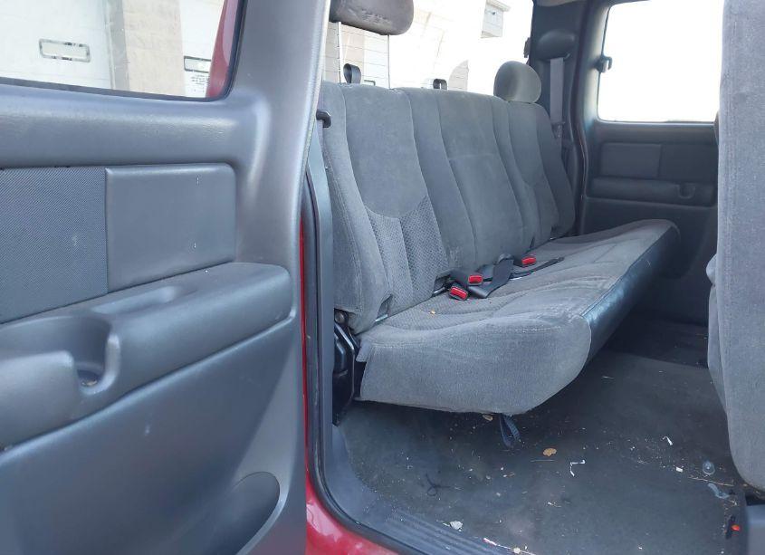 Photo 8 of 2005 Chevrolet Silverado 1500 LS (VIN 1GCEK19B35E107967)