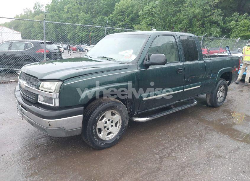 Photo 2 of 2005 Chevrolet Silverado 1500 Z71 (VIN 1GCEK19B35E121805)