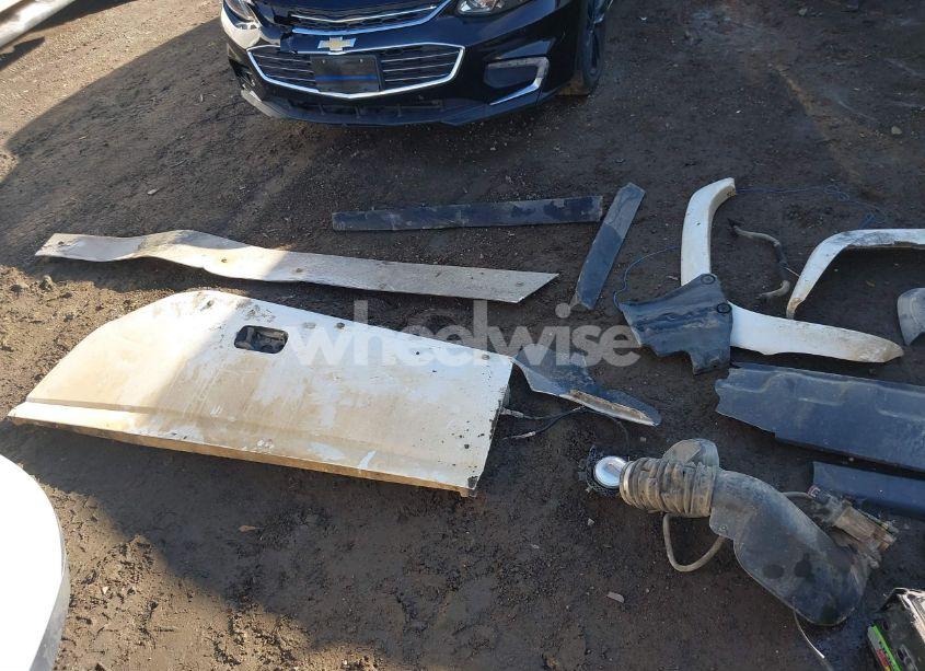 Photo 12 of 2006 Chevrolet Silverado 1500 LT3 (VIN 1GCEK19B46Z266362)