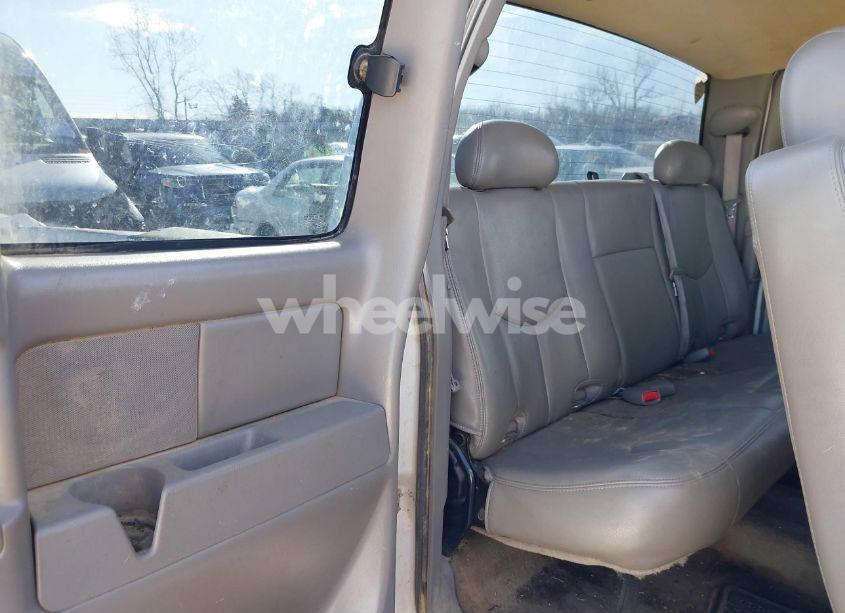 Photo 8 of 2006 Chevrolet Silverado 1500 LT3 (VIN 1GCEK19B46Z266362)