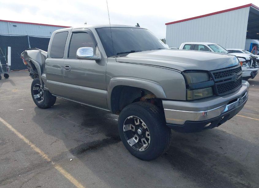 2006 Chevrolet Silverado 1500 LT1 (VIN 1GCEK19B46Z290564) main photo