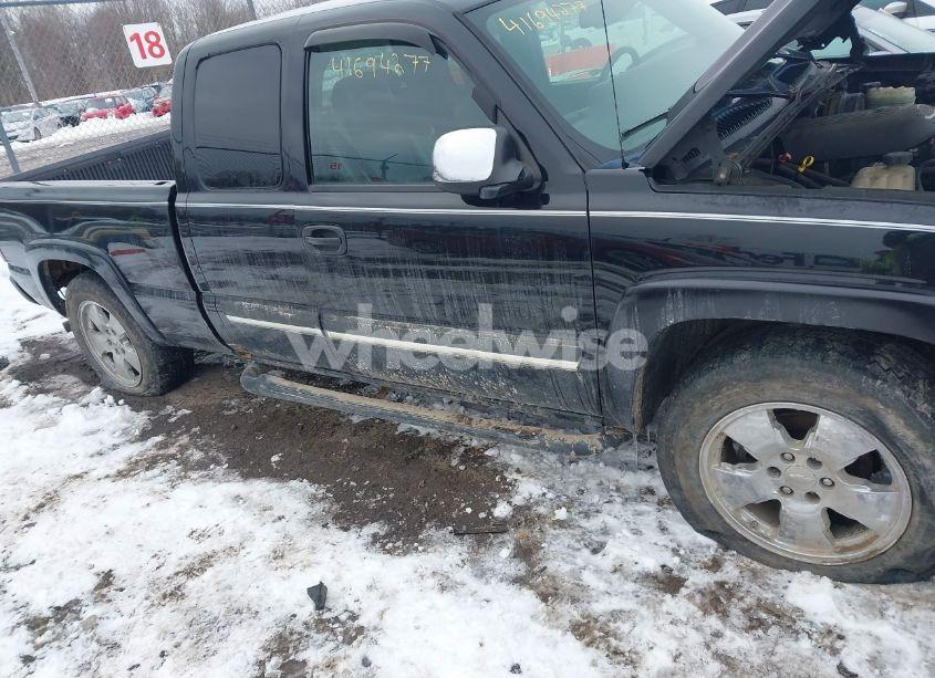 Photo 12 of 2007 Chevrolet Silverado 1500 CLASSIC LT3 (VIN 1GCEK19B47Z148359)