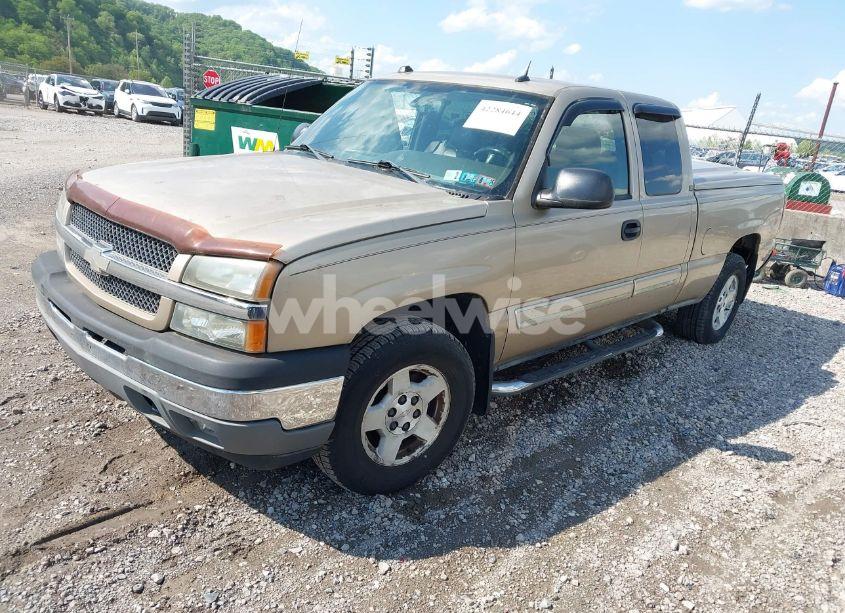 Photo 2 of 2005 Chevrolet Silverado 1500 LT (VIN 1GCEK19B55E162940)