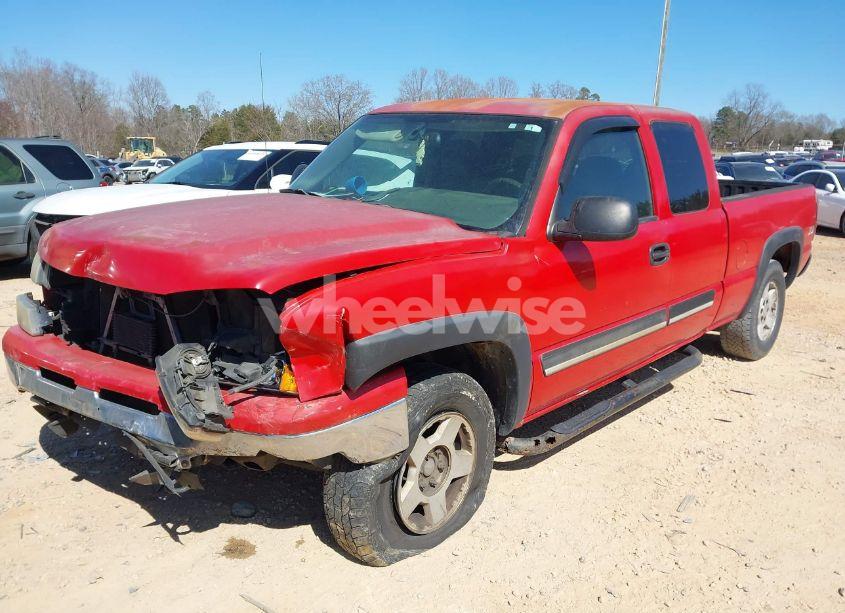 Photo 2 of 2006 Chevrolet Silverado 1500 LT1 (VIN 1GCEK19B56Z218062)