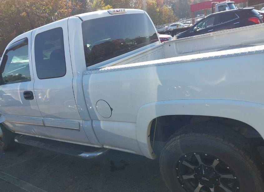 Photo 15 of 2007 Chevrolet Silverado 1500 CLASSIC LT3 (VIN 1GCEK19B57Z107013)