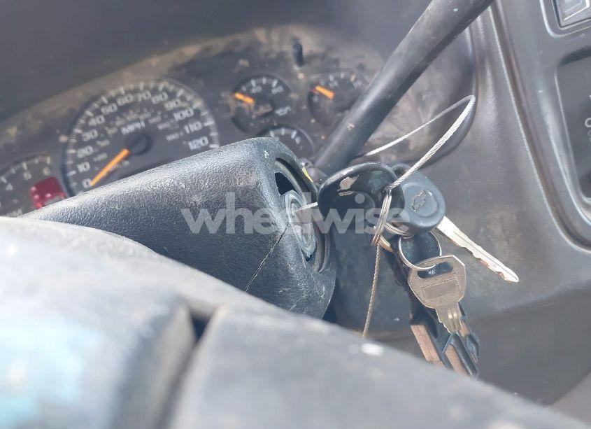 Photo 11 of 2005 Chevrolet Silverado 1500 Z71 (VIN 1GCEK19B75E145945)