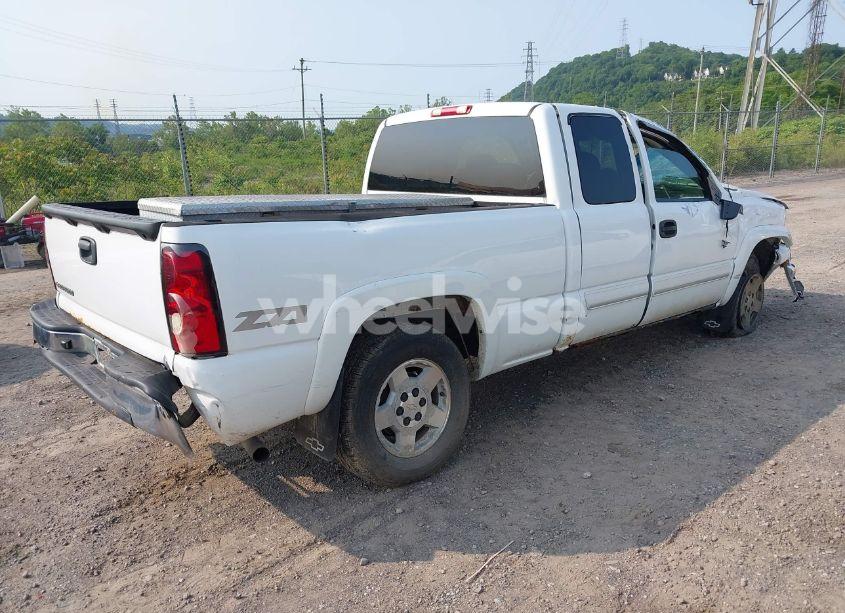 Photo 4 of 2007 Chevrolet Silverado 1500 CLASSIC LT3 (VIN 1GCEK19B77Z203631)