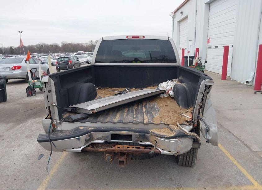 Photo 17 of 2005 Chevrolet Silverado 1500 (VIN 1GCEK19B85E254902)