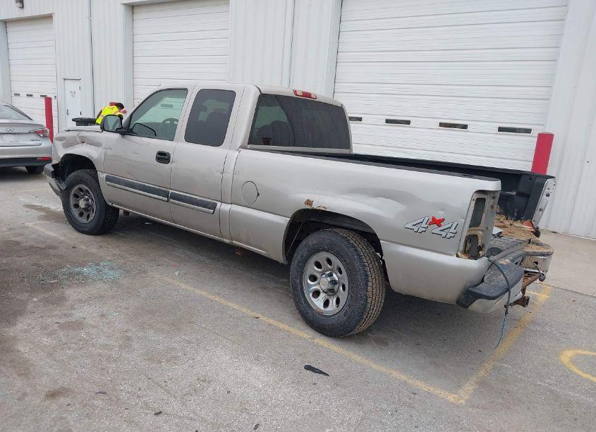 Photo 3 of 2005 Chevrolet Silverado 1500 (VIN 1GCEK19B85E254902)