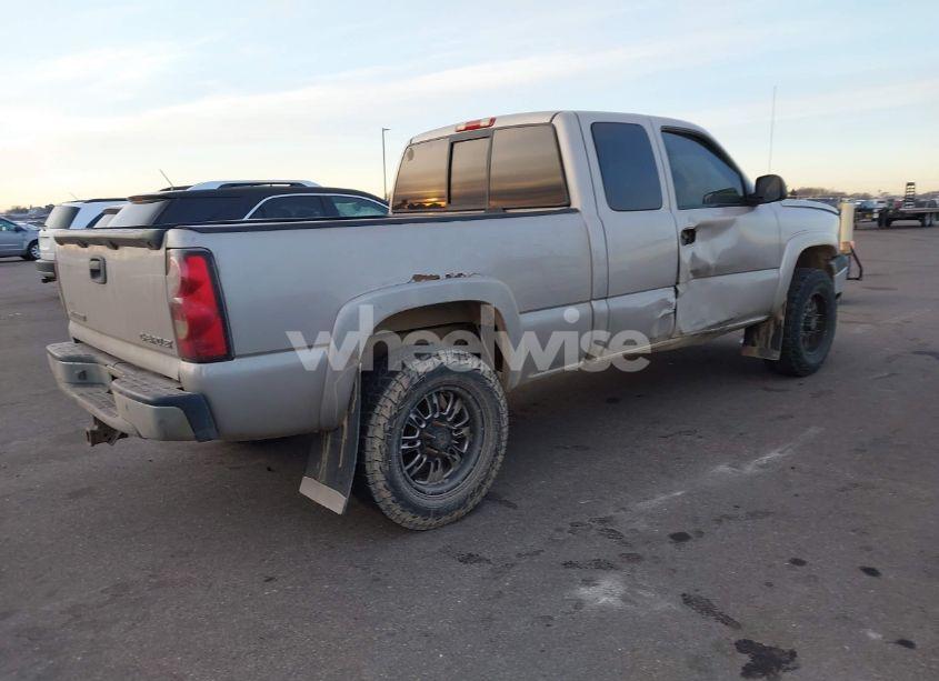 Photo 4 of 2005 Chevrolet Silverado 1500 Z71 (VIN 1GCEK19B95E213890)