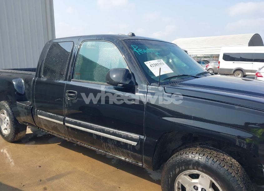 Photo 13 of 2005 Chevrolet Silverado 1500 Z71 (VIN 1GCEK19B95Z142179)