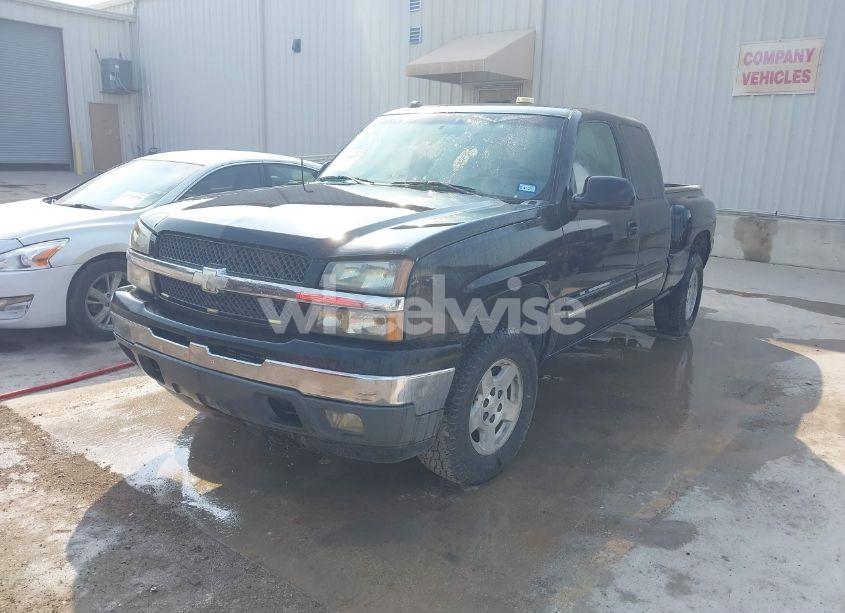 Photo 2 of 2005 Chevrolet Silverado 1500 Z71 (VIN 1GCEK19B95Z142179)