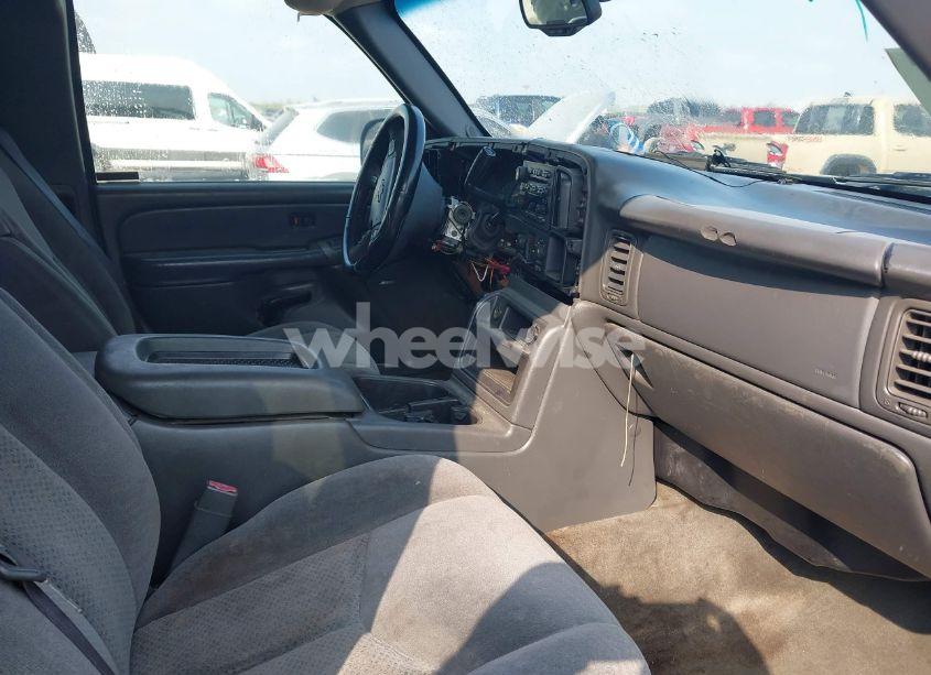 Photo 5 of 2005 Chevrolet Silverado 1500 Z71 (VIN 1GCEK19B95Z142179)