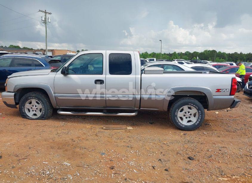 Photo 14 of 2006 Chevrolet Silverado 1500 LT1 (VIN 1GCEK19B96Z188726)