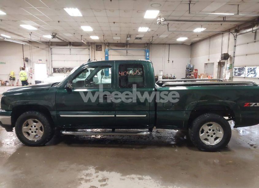 Photo 14 of 2007 Chevrolet Silverado 1500 CLASSIC LT1 (VIN 1GCEK19B97E120418)