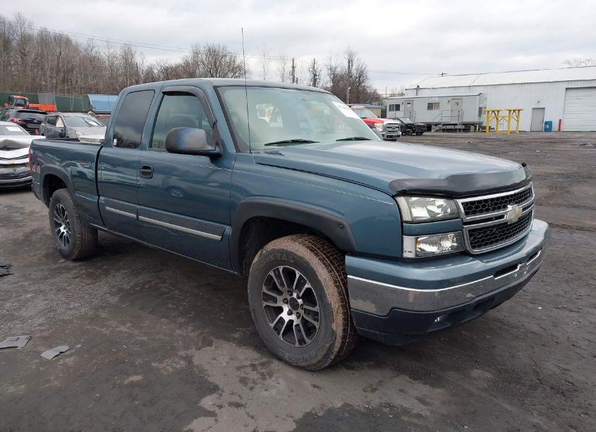 2006 Chevrolet Silverado 1500 LT1 (VIN 1GCEK19BX6E151661) main photo