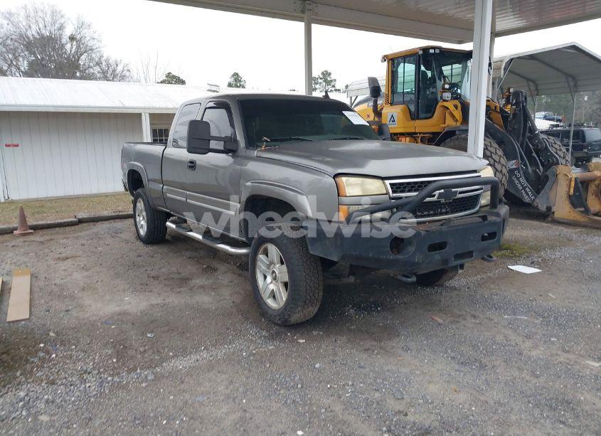 2006 Chevrolet Silverado 1500 LT2 (VIN 1GCEK19BX6Z188783) main photo