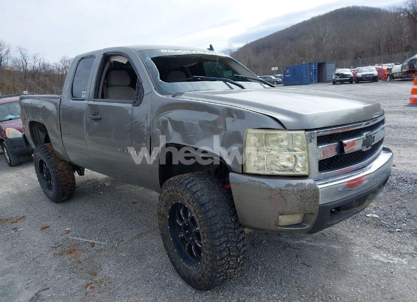 2008 Chevrolet Silverado 1500 LT1 (VIN 1GCEK19C18Z236683) main photo