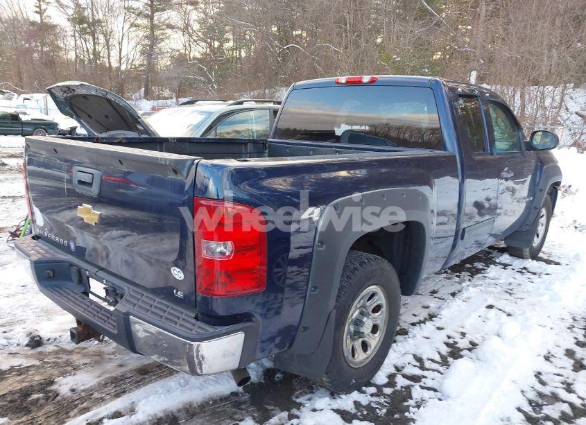Photo 4 of 2009 Chevrolet Silverado 1500 LS (VIN 1GCEK19C19Z268843)