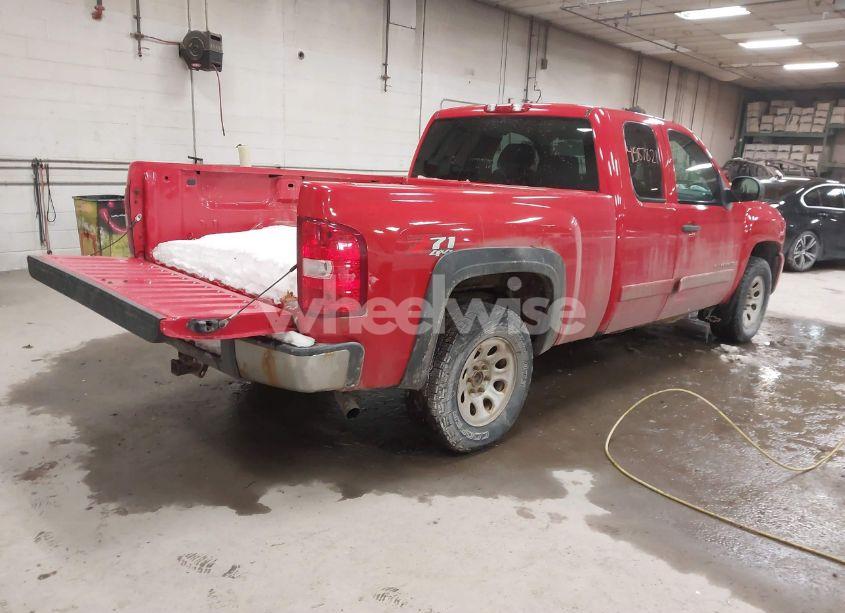 Photo 4 of 2007 Chevrolet Silverado 1500 LT1 (VIN 1GCEK19C37Z502199)