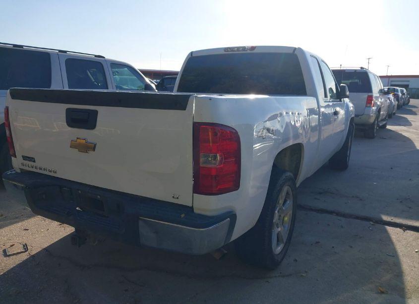 Photo 4 of 2007 Chevrolet Silverado 1500 LT1 (VIN 1GCEK19C57Z523121)