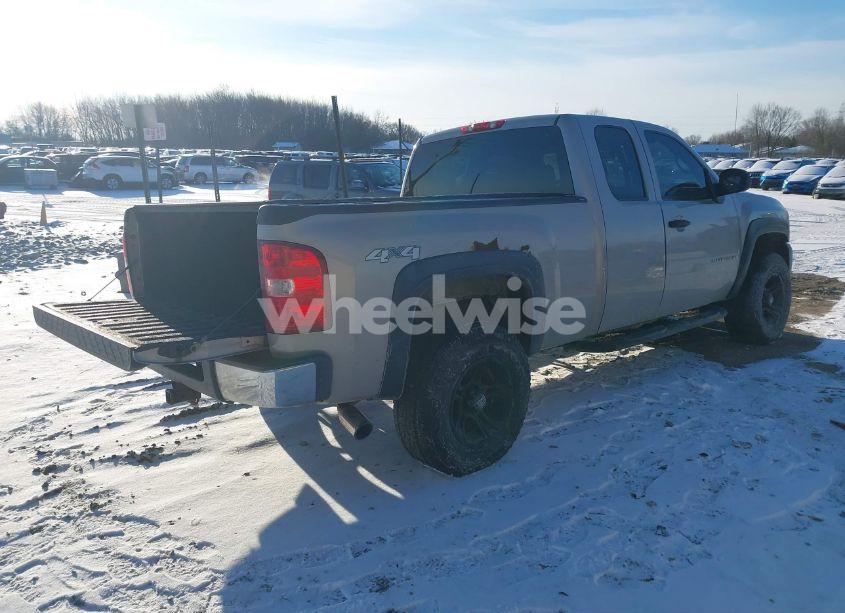 Photo 4 of 2009 Chevrolet Silverado 1500 WORK TRUCK (VIN 1GCEK19C59Z111512)