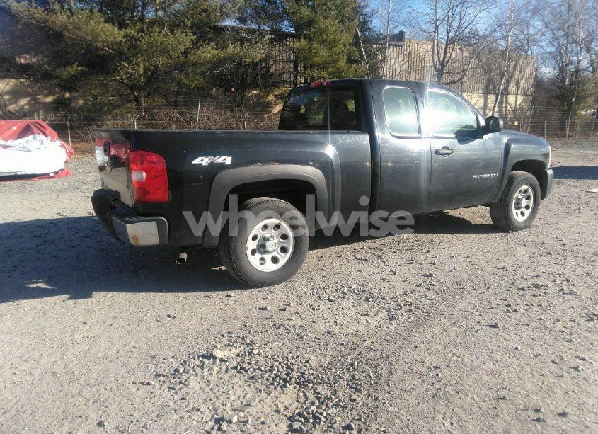Photo 4 of 2007 Chevrolet Silverado 1500 WORK TRUCK (VIN 1GCEK19C67E504746)