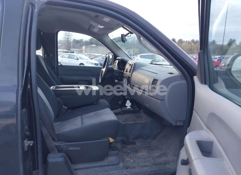 Photo 5 of 2007 Chevrolet Silverado 1500 WORK TRUCK (VIN 1GCEK19C67E504746)