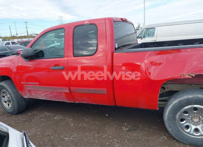 Photo 14 of 2007 Chevrolet Silverado 1500 LT1 (VIN 1GCEK19C77Z633748)