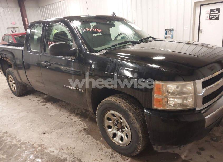 2008 Chevrolet Silverado 1500 WORK TRUCK (VIN 1GCEK19C88E156255) main photo