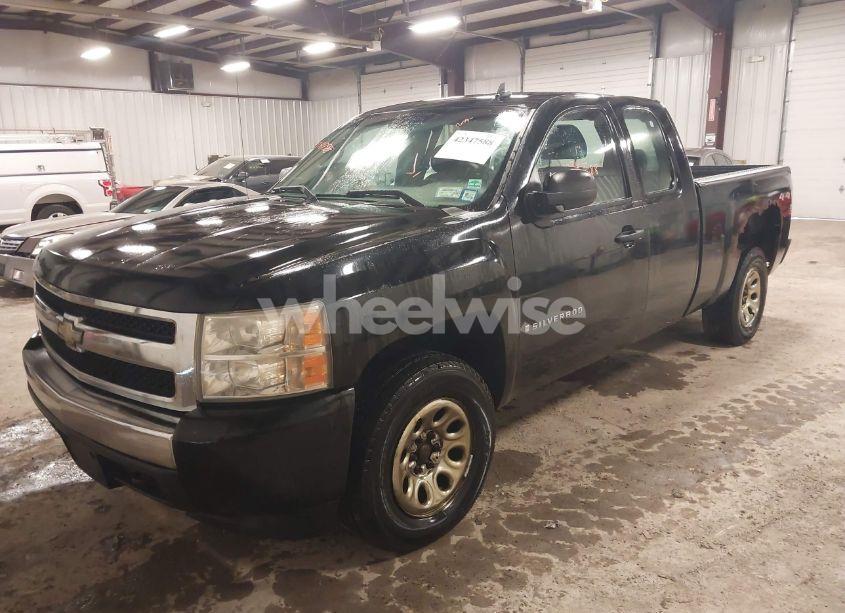 Photo 2 of 2008 Chevrolet Silverado 1500 WORK TRUCK (VIN 1GCEK19C88E156255)