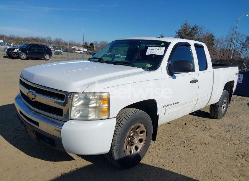 Photo 2 of 2009 Chevrolet Silverado 1500 LS (VIN 1GCEK19C99Z261462)