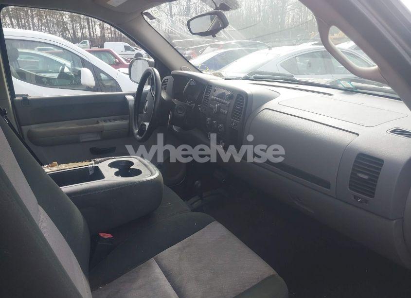 Photo 5 of 2009 Chevrolet Silverado 1500 WORK TRUCK (VIN 1GCEK19CX9Z152718)