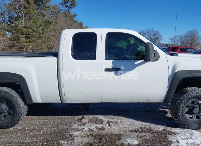 Photo 13 of 2007 Chevrolet Silverado 1500 WORK TRUCK (VIN 1GCEK19J07E500299)
